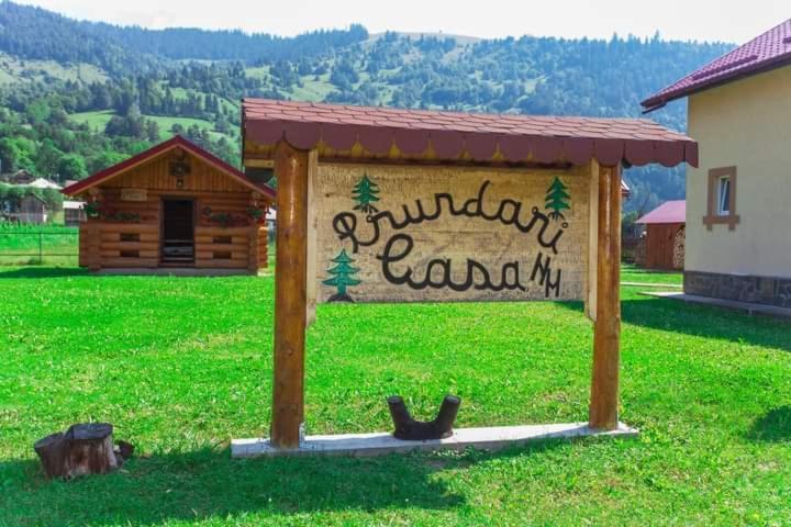 Hotel Casa Prundari Nicu Si Mirela Poiana Teiului Exterior foto