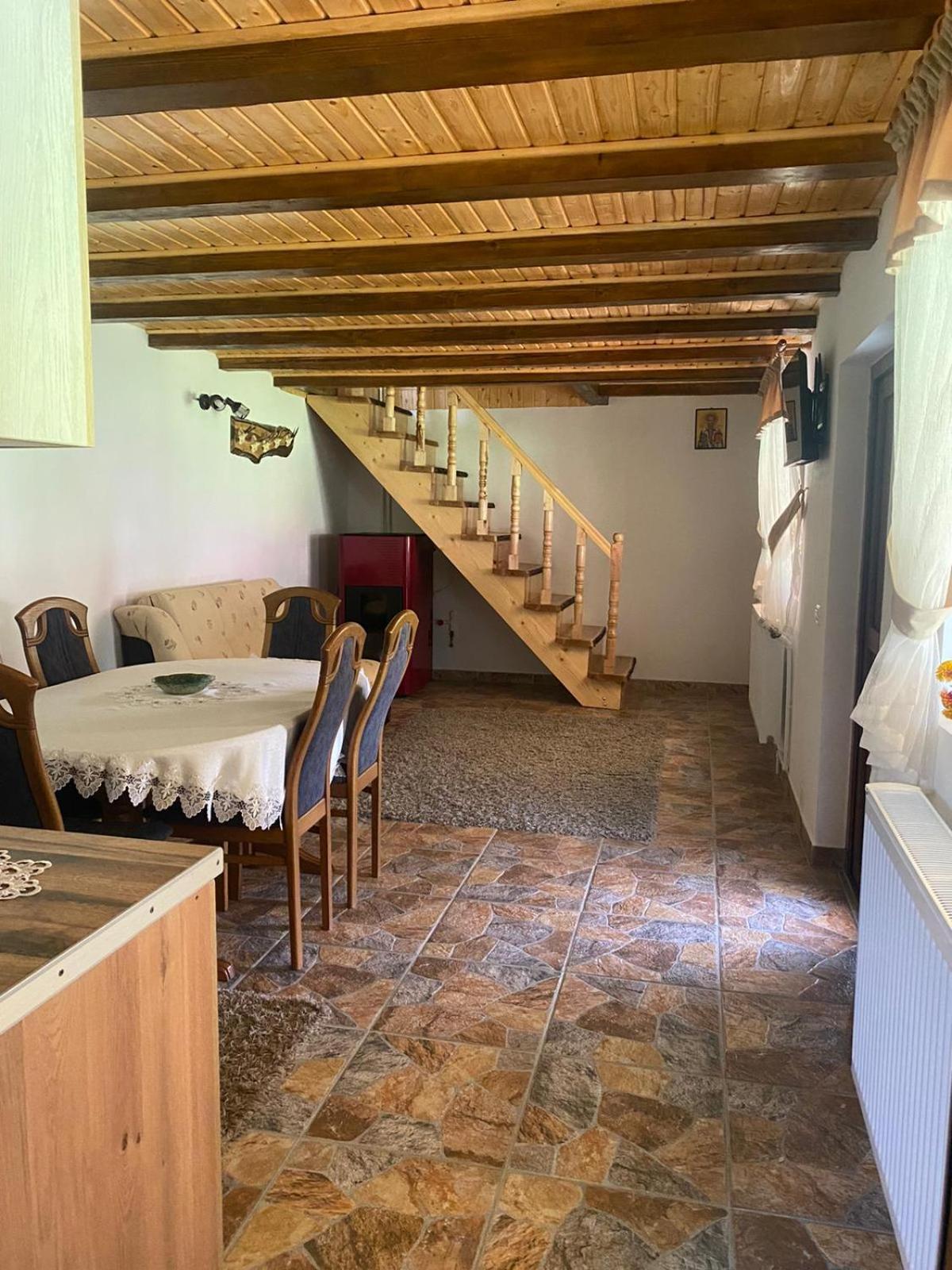 Hotel Casa Prundari Nicu Si Mirela Poiana Teiului Exterior foto